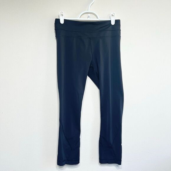 Lululemon Black Wunder Under Train Crop Leggings 4 Women Athletic - Picture 1 of 9